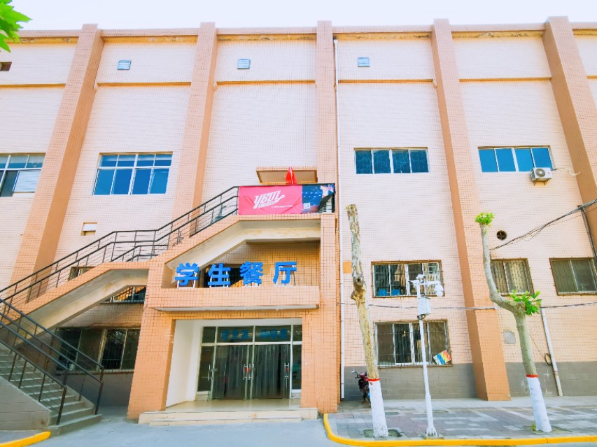 咸阳梦圆高中校园,咸阳秦都区梦圆高中