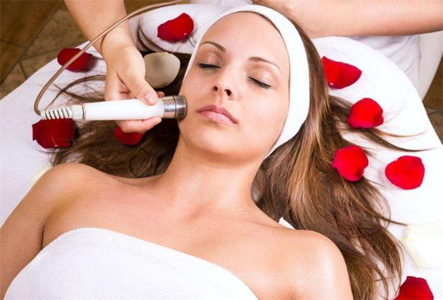 开美容店前期要不要去别人家体验,新手开美容店手法不行怎么办