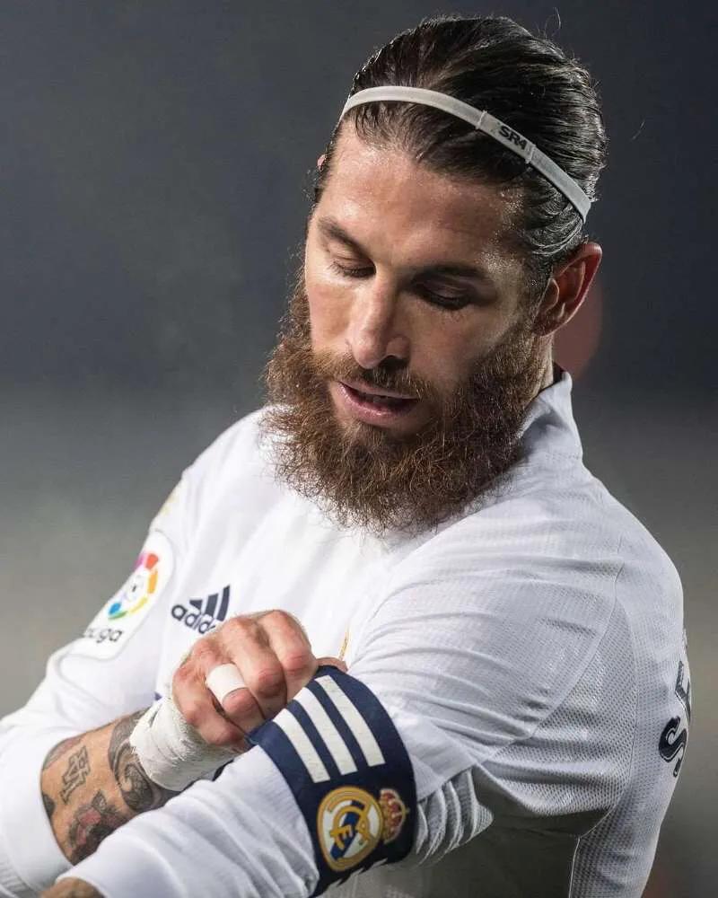 马卡报皇马下周五前与姆巴佩签约,马卡报预测皇马