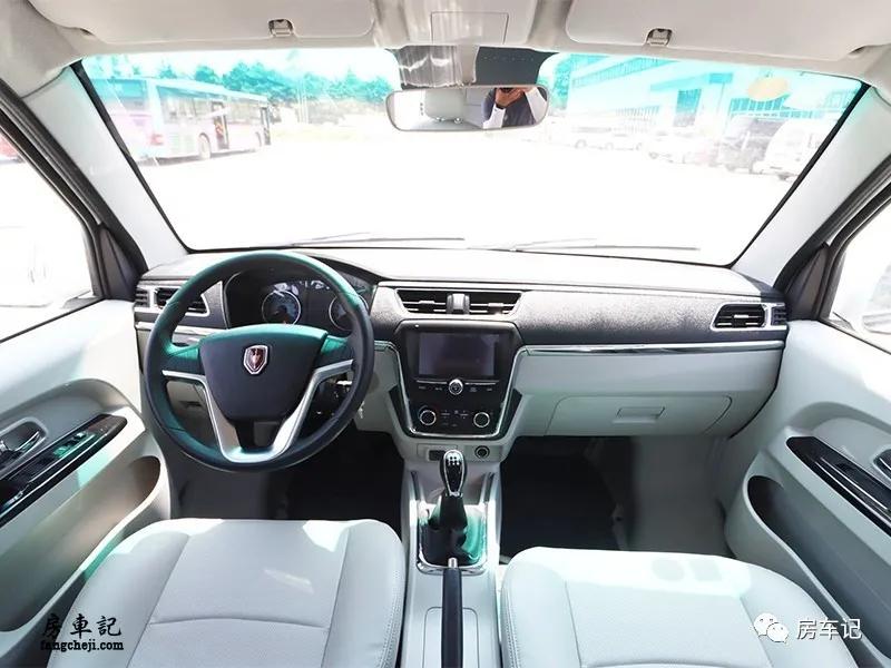 金杯小海狮五座有多大空间,2019金杯小海狮