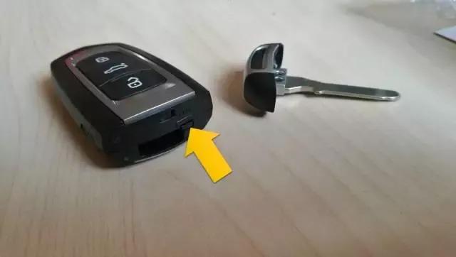 高尔夫遥控钥匙怎么更换电池,手把手教你更换遥控钥匙电池