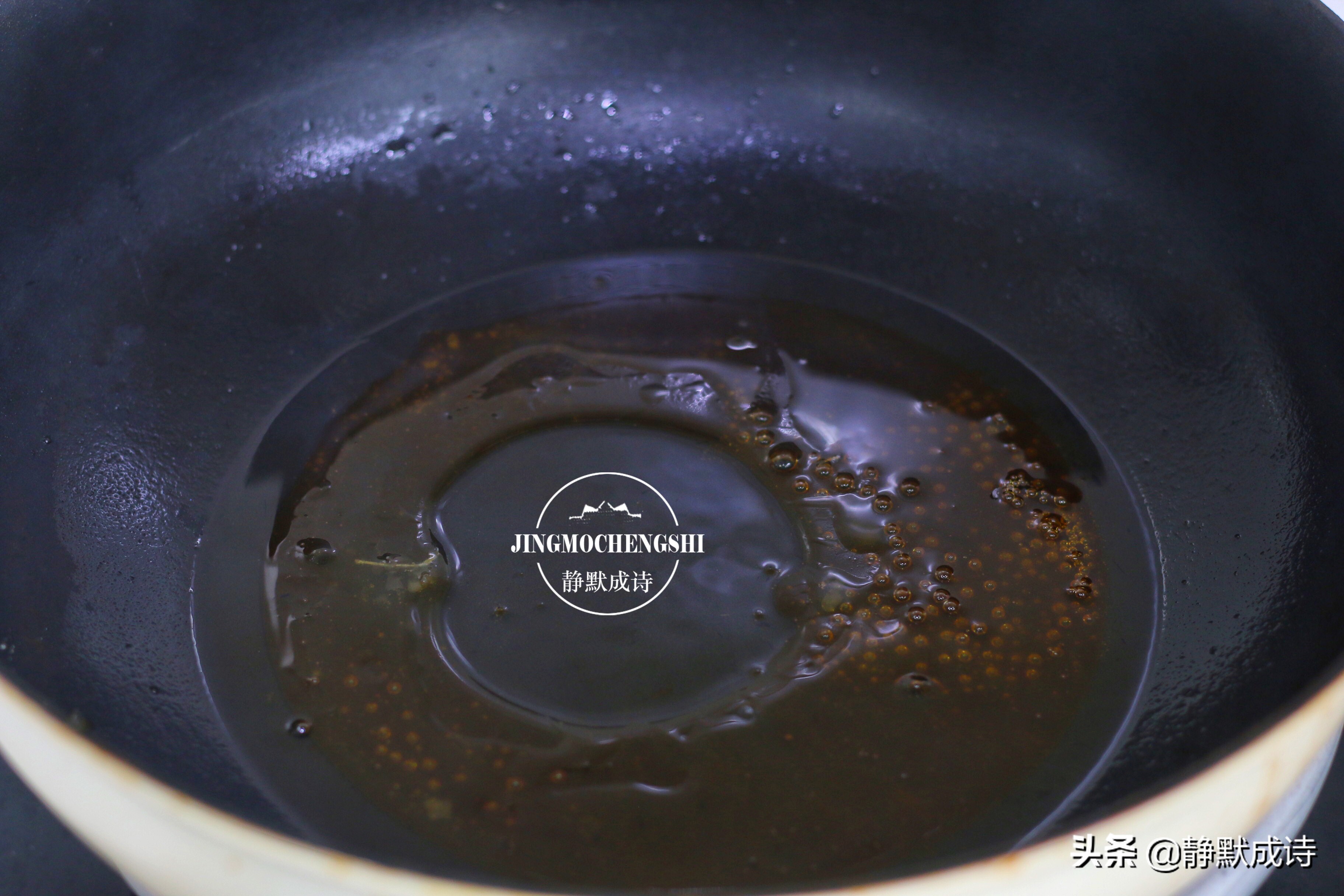 用新做法烧了4个鸡腿,一出锅就被孩子吃了个精光,这做法值得学