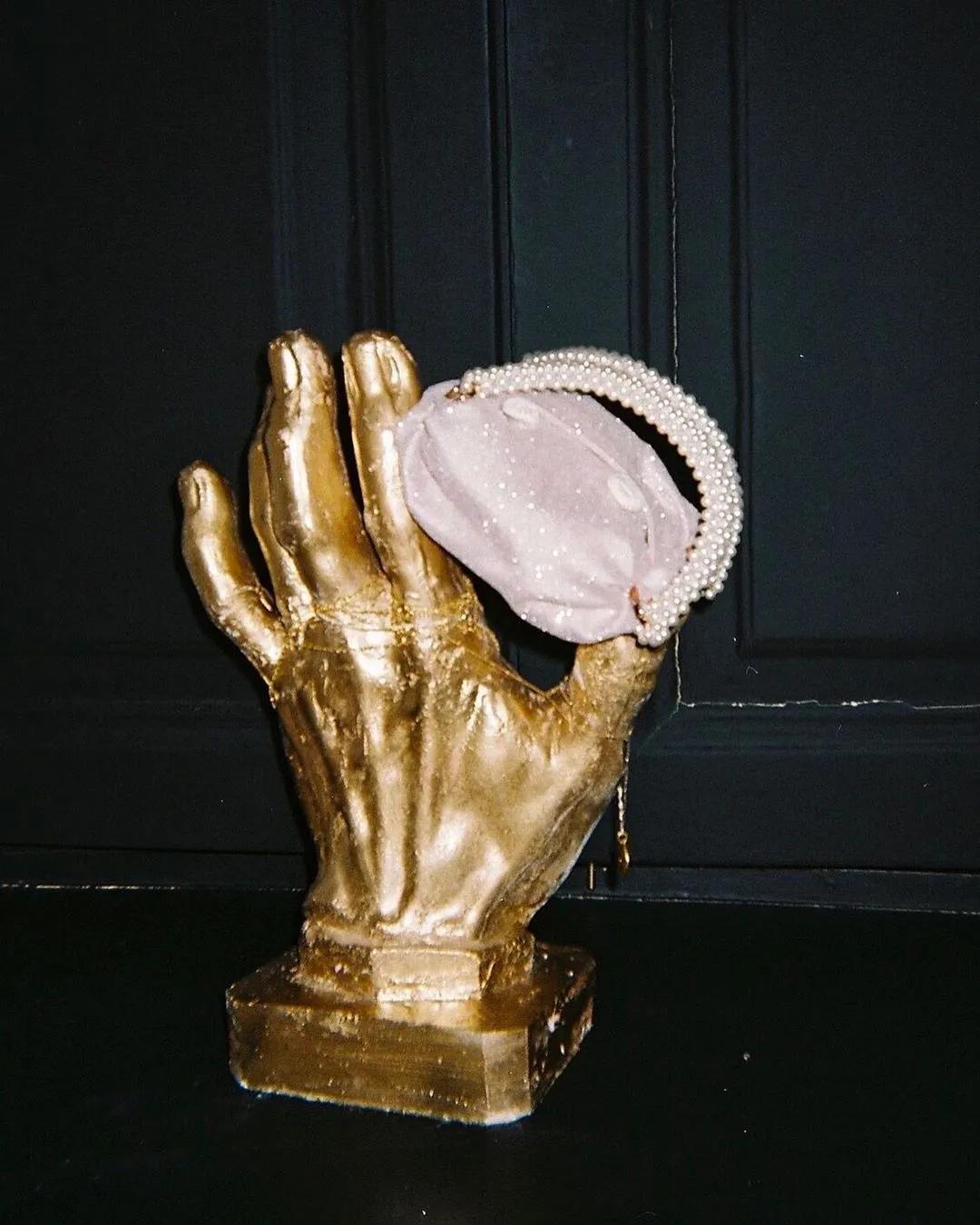 钟楚曦的包包里有什么,钟楚曦同款包包lv