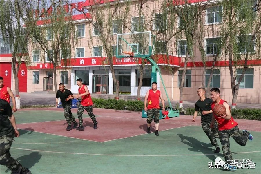 带兵就一定要爆粗口？其实战士们更需要你这样