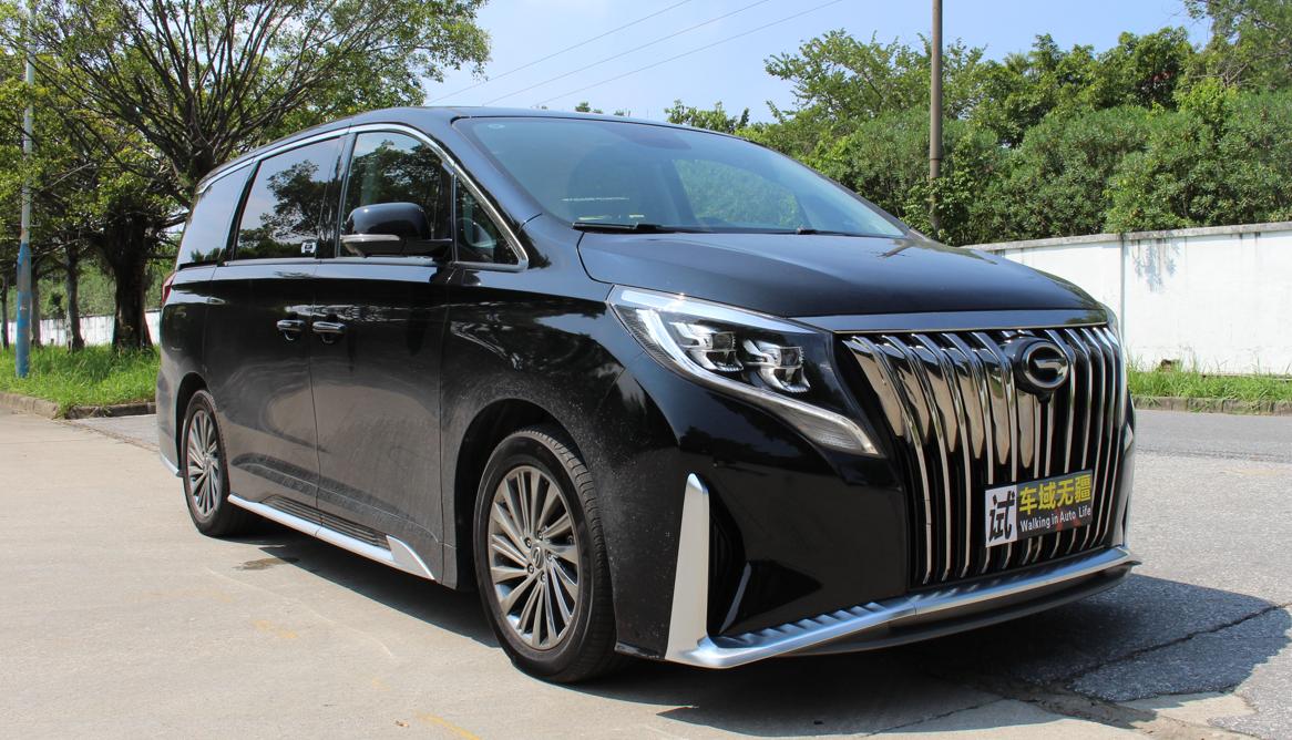 新款传祺m8改装成丰田埃尔法,传祺m8和埃尔法碰撞测试