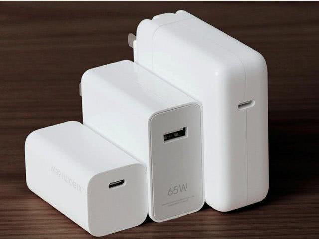 为什么显示快充但手机电越充越少,为什么手机快充有好几种标志