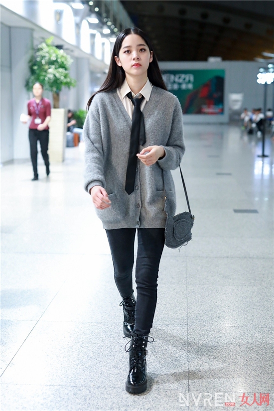 不同女明星的时尚街拍,女明星高清街拍