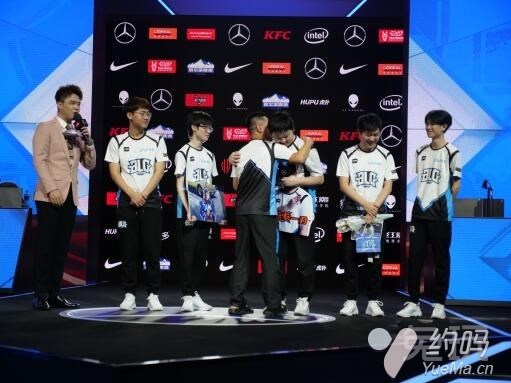 blg提前锁定常规赛第一,blg锁定季后赛怎么回事