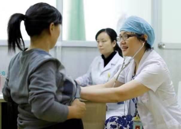 先兆流产保胎腹痛多久消失,疑似怀孕前肚子痛正常吗