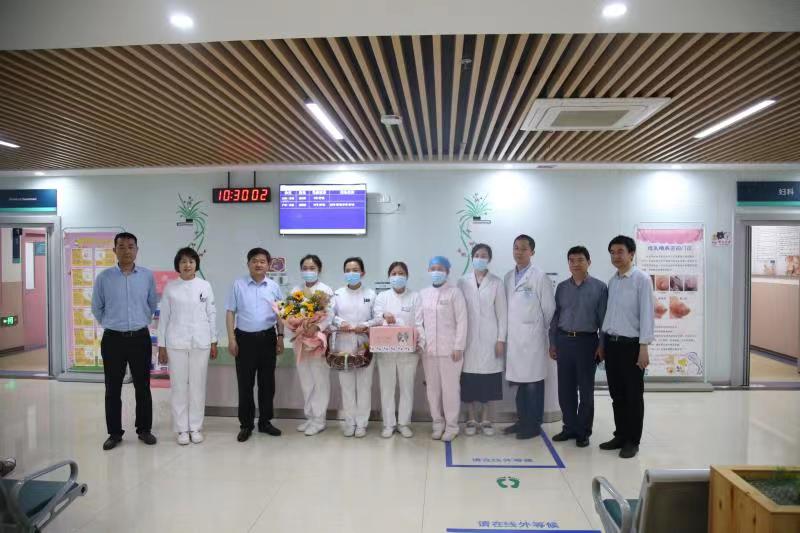 前进中的颜村铺乡卫生院,前进中的县医院