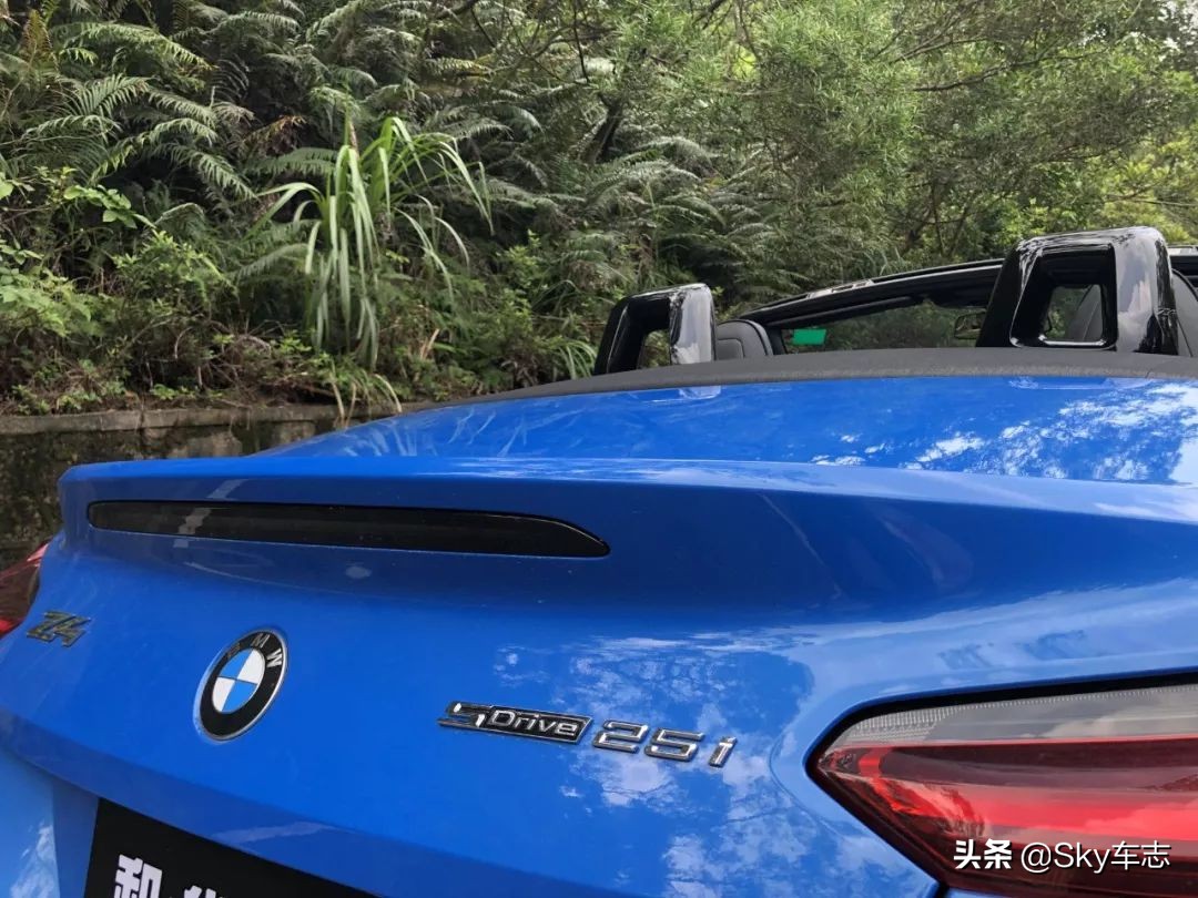 宝马全新z4硬顶敞篷车型试驾,全新一代宝马z4硬顶