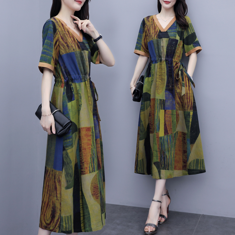 新款气质初恋收腰裙子潮,高腰连衣裙初恋风