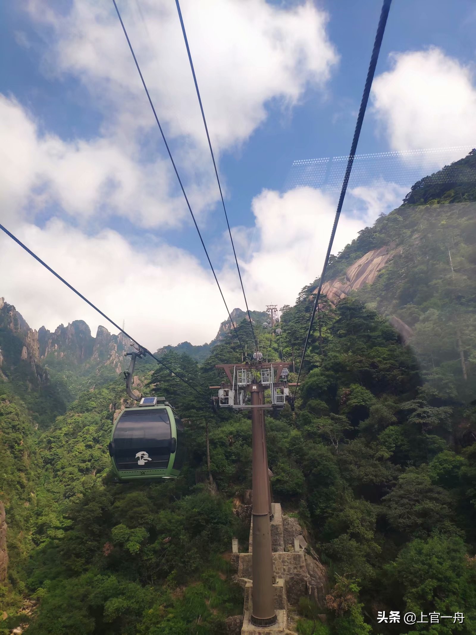 黄山的壮丽景色令人叹为观止,领略一次黄山的壮阔