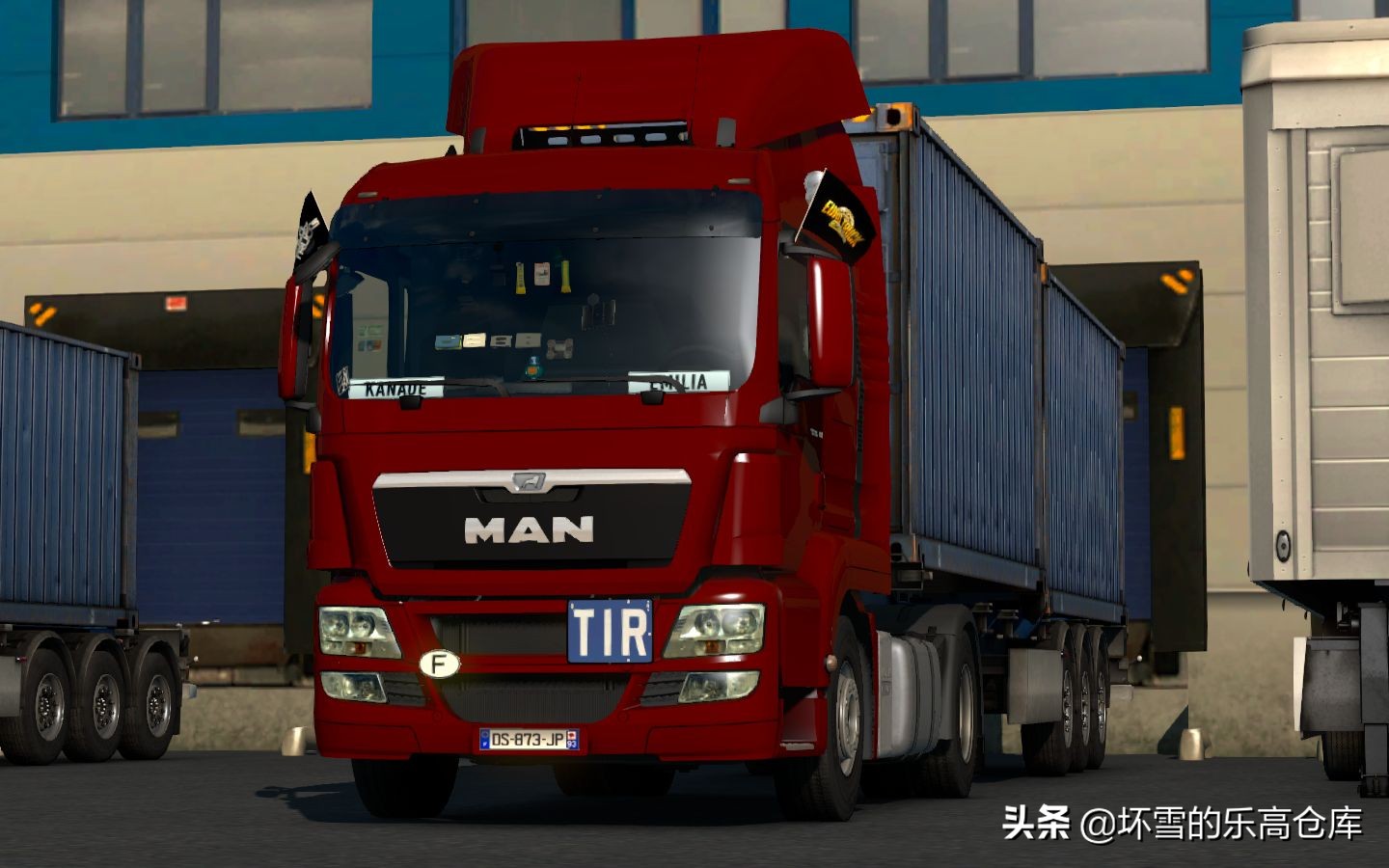 用HO比例车模运输钢铁洪流：SIKU模型豹2坦克运输卡车