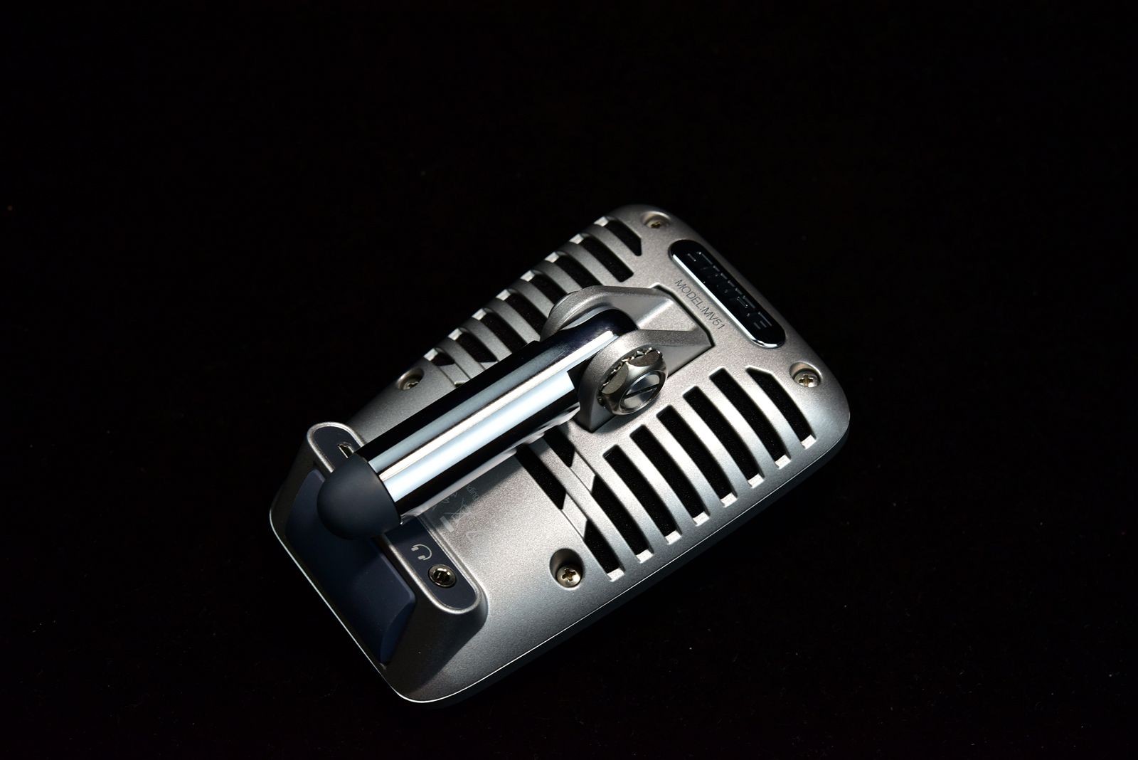 舒尔mv51对比罗德usb麦克风,舒尔mv51麦克风直播怎么用