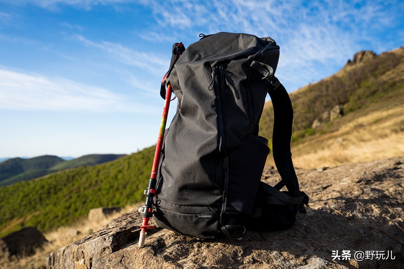 塞北初夏，拓乐陪我逐云日，拓乐Thule35LAllTrailX背包测评