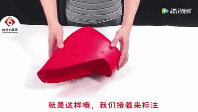 衣服皱皱的没有熨斗怎么让它平整,有折痕的衣服怎样弄平整