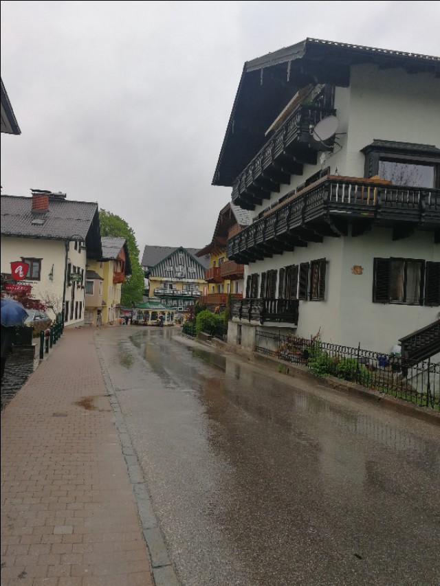 雨中奥地利乡村风景,奥地利小镇美景
