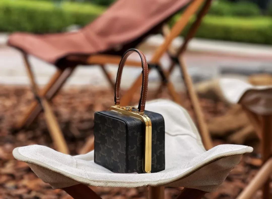 celine十大最值得买的款,celine新品2022