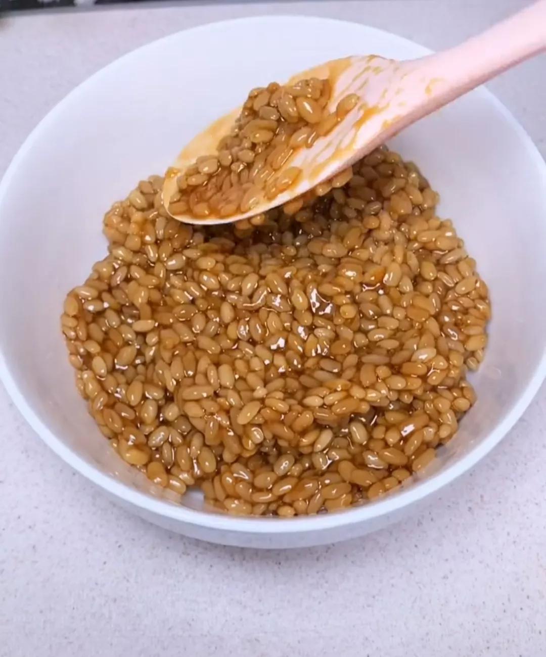 糯米饭怎么做不粘碗,糯米饭蒸夹生的原因