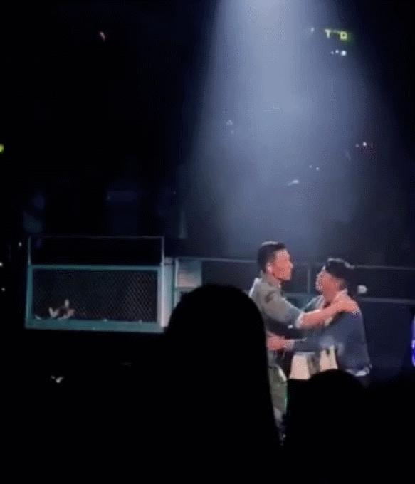 刘德华在娱乐圈是有多受人尊重,刘德华40年偶像魅力从未被超越