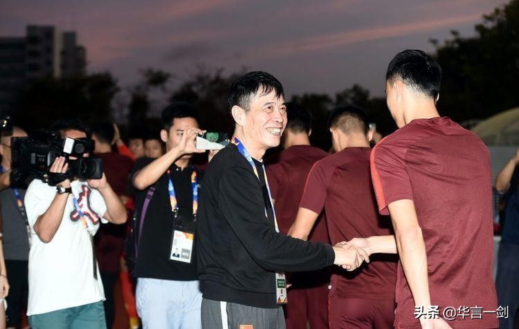 国际足联处罚中国足协最新情况,亚足联最新评价武磊