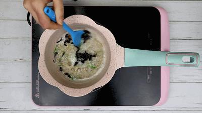 宝宝便秘？煮粥加些这食材，营养密度高，还能防便秘