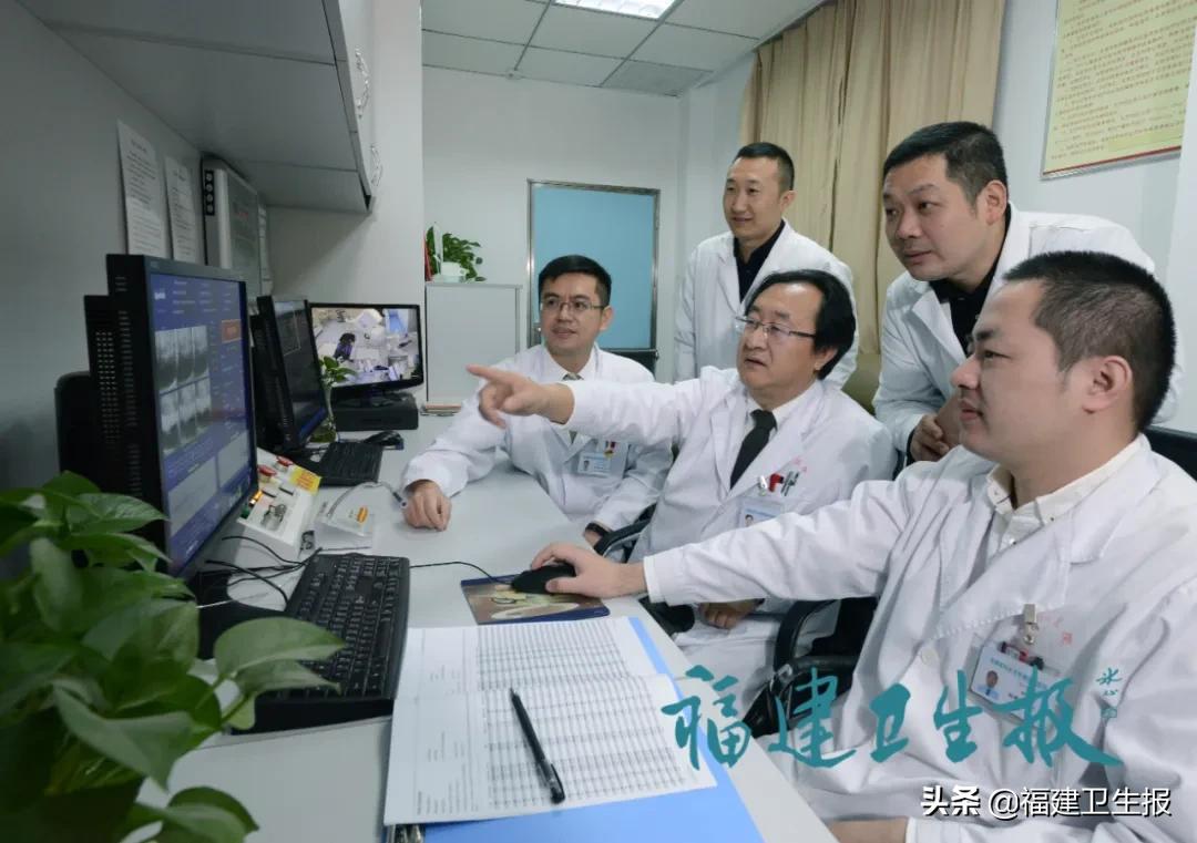 34岁女子宫颈癌自愈,女性患了宫颈癌能治愈吗