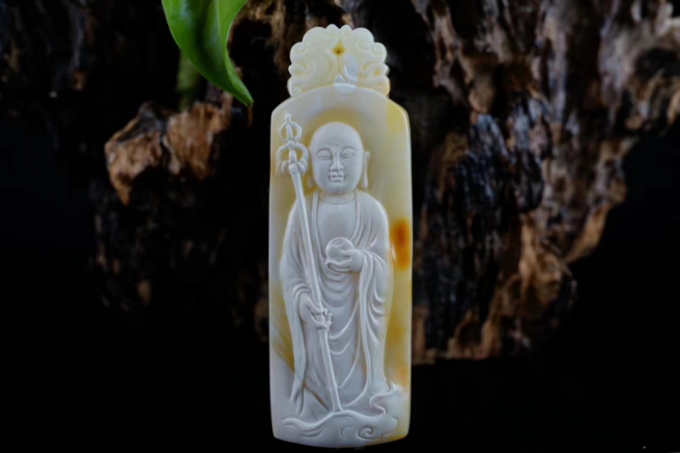 佩戴蜜蜡项链对身体有什么好处,蜜蜡对身体有好处吗