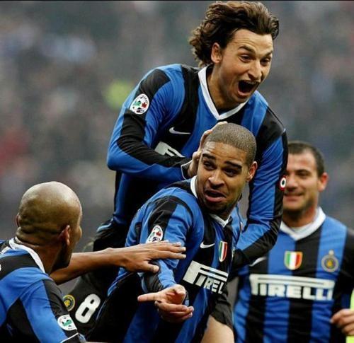 伊布阿德里亚诺配合,阿德里亚诺和伊布哪个天赋高