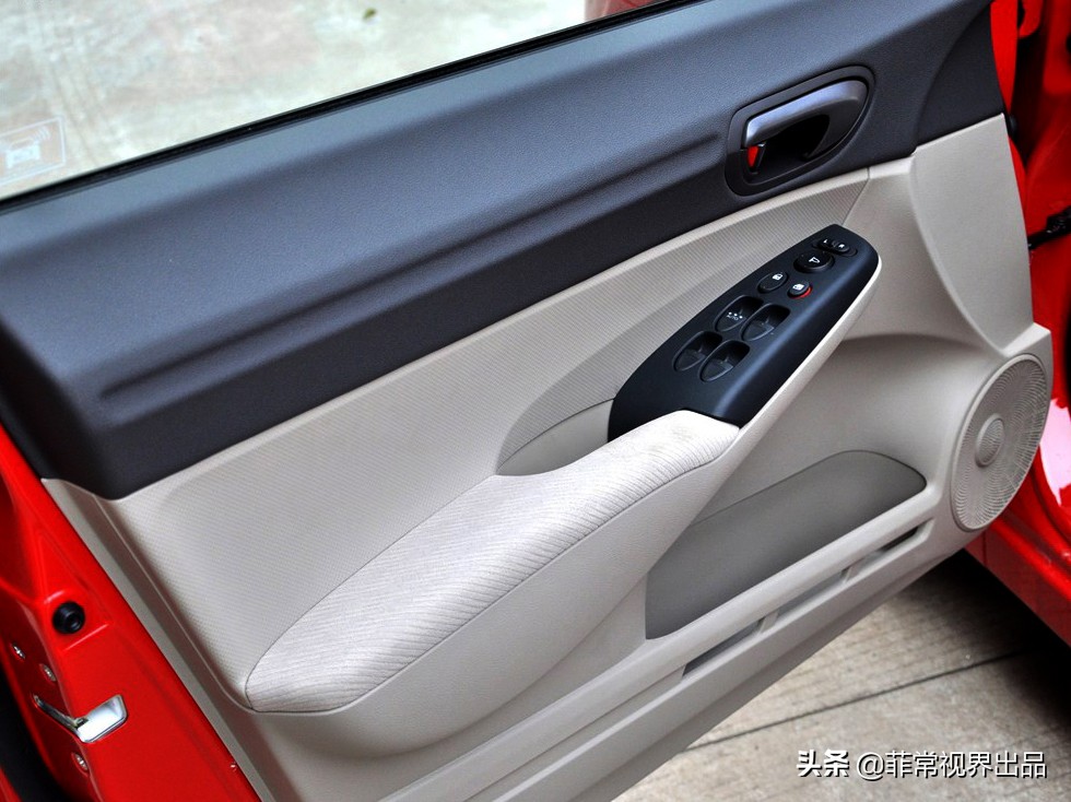 货车上的污渍用什么清洗,货车装饰脏了用什么洗