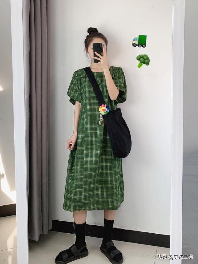 高颜值夏季穿搭学生党,夏天穿搭女学生党休闲套装