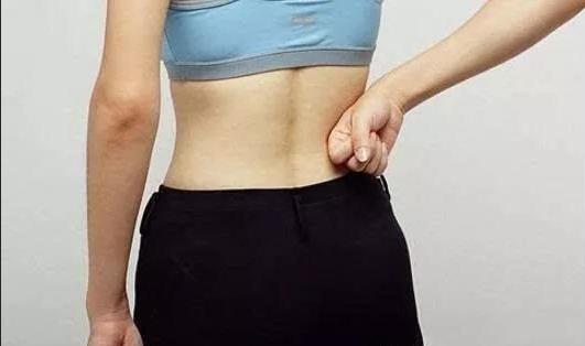 睡觉闪了腰怎么处理,拖地腰闪了怎么处理