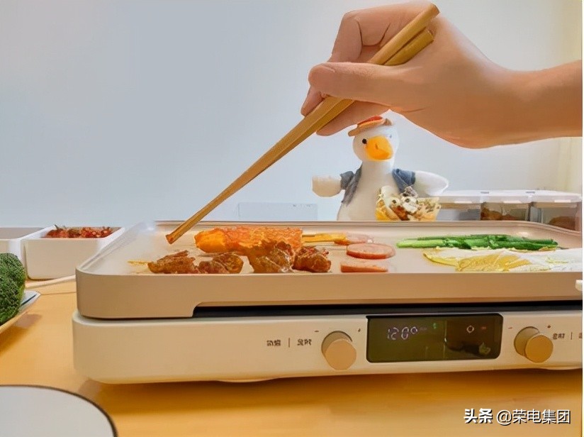 荣事达火锅烧烤一体机怎么样,特色无烟火锅烤肉烤涮一体