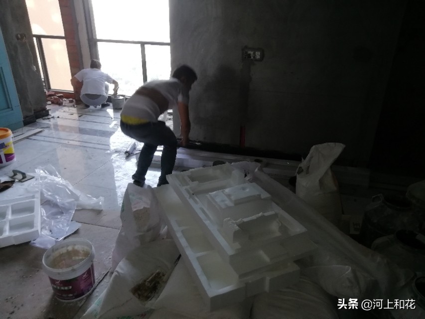 泥瓦匠的铺砖技巧,泥瓦匠地砖铺贴方法