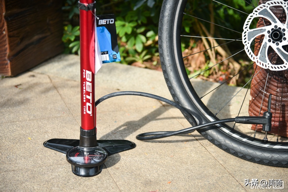 真空胎打气筒打气,真空胎专用打气筒价格