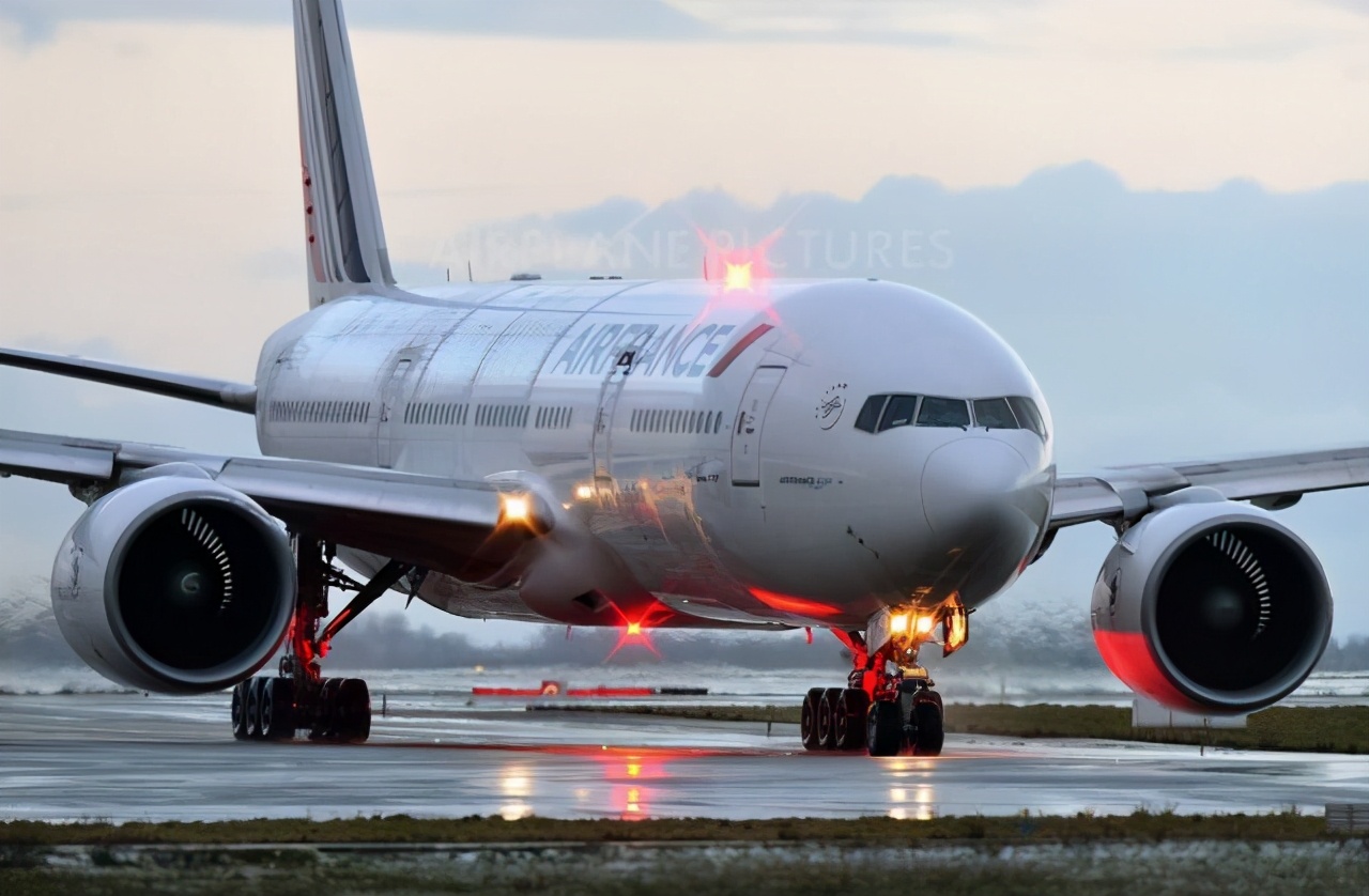 一个飞机轮胎，中国为何会被卡脖子？其价值跟黄金相比不遑多让