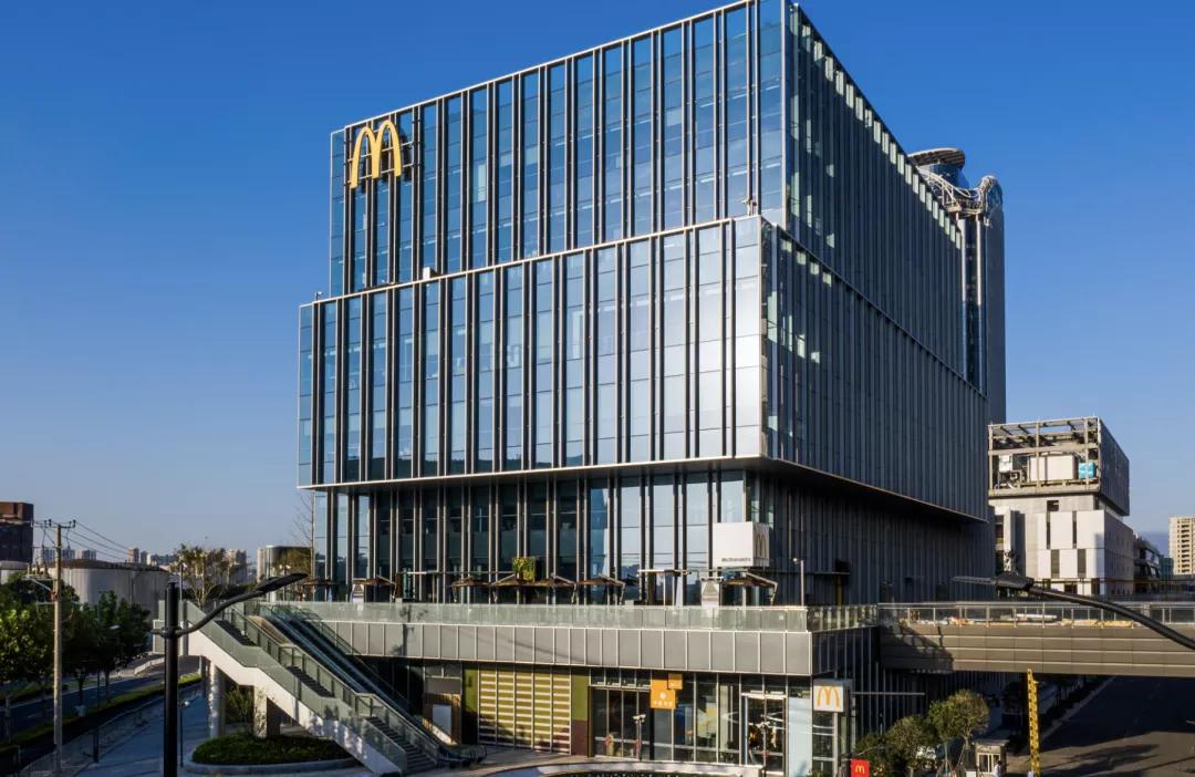麦当劳发展空间,麦当劳中国总部大楼照片