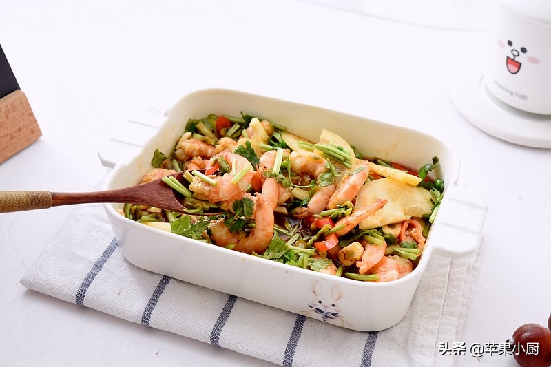 大虾怎么煮好吃又下饭,大虾配什么煮着吃好吃