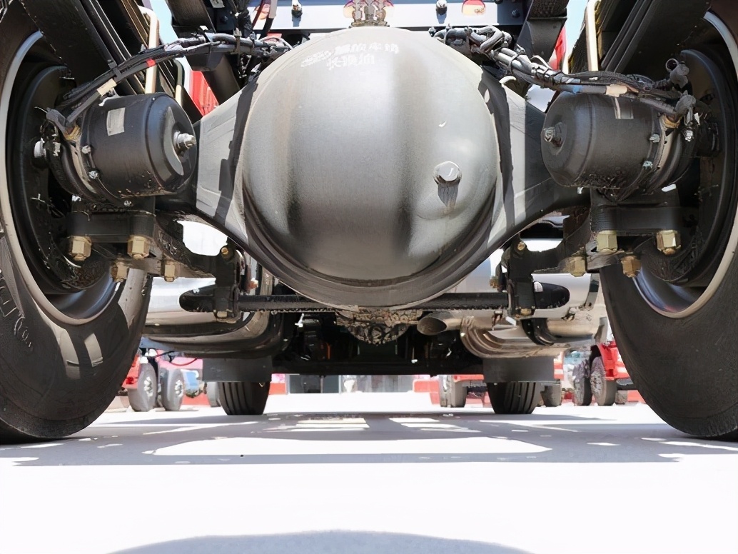 拉快递哪款车最省油,拉快递最好的车型