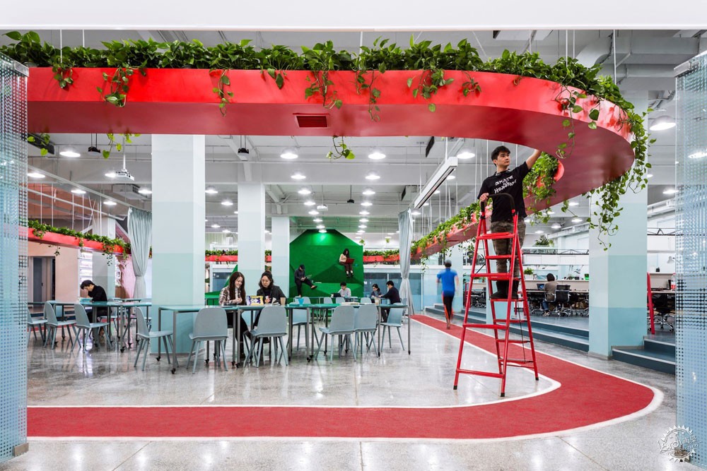 办公室只有方盒子吗？10个空间带你领略不同的办公场所