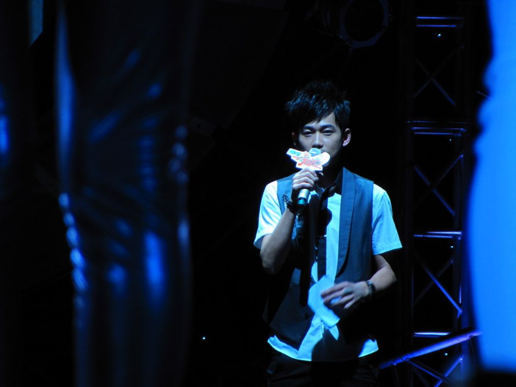 你们记住了“砸电视”，我只记得01号，苏醒备受争议却活得精彩