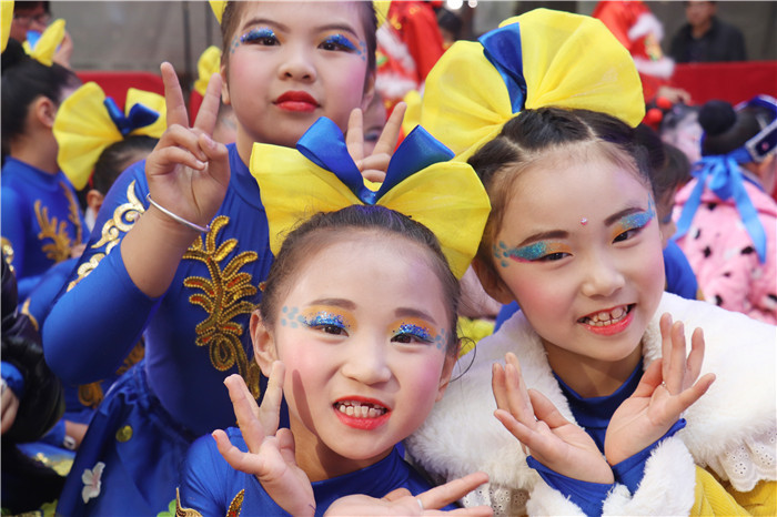 迎新年庆元旦舞蹈活动方案,庆元旦迎新年喜庆舞