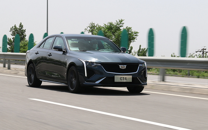凯迪拉克ct4试驾评测视频,凯迪拉克ats跟ct4有什么区别