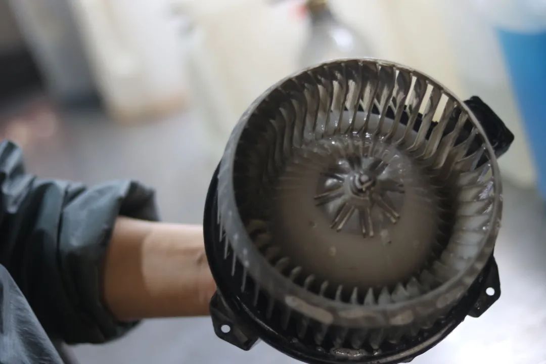 普拉多lc120整备翻新多少钱,普拉多120原厂翻新整备全过程