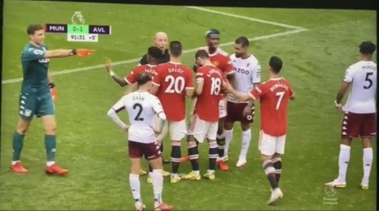 曼联b费罚点球,逗妹吐槽视频