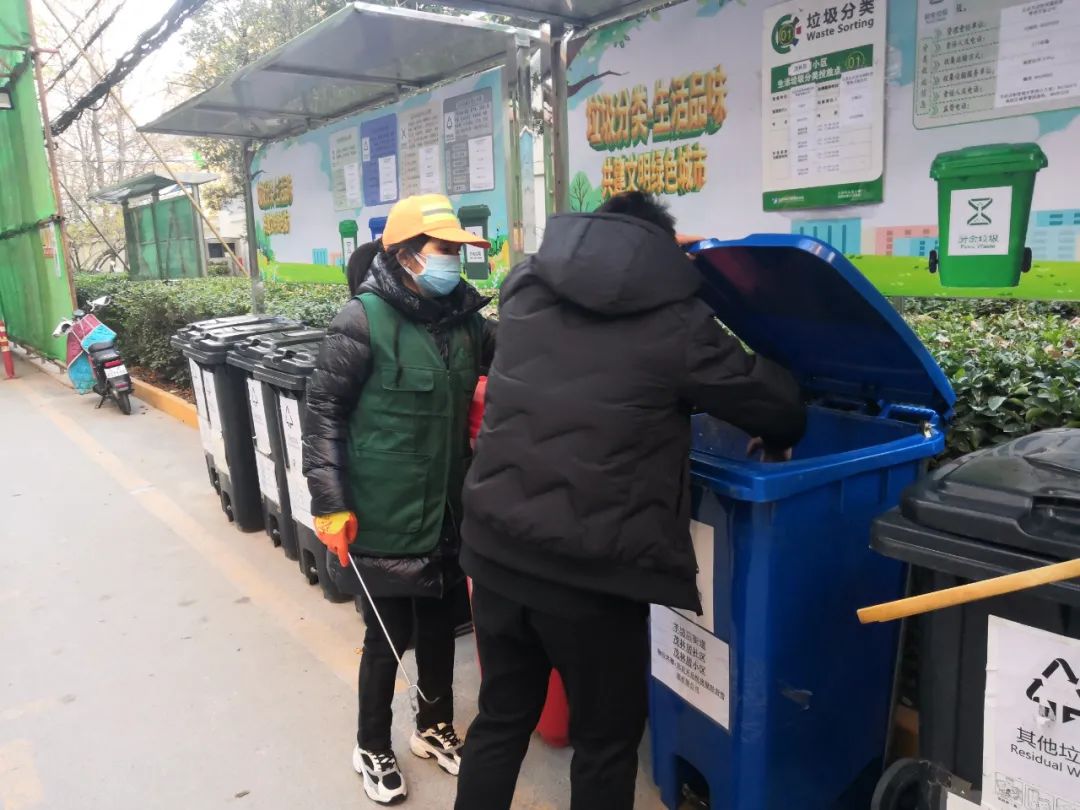 社区工会开展垃圾分类,助力垃圾分类减量工作上新台阶