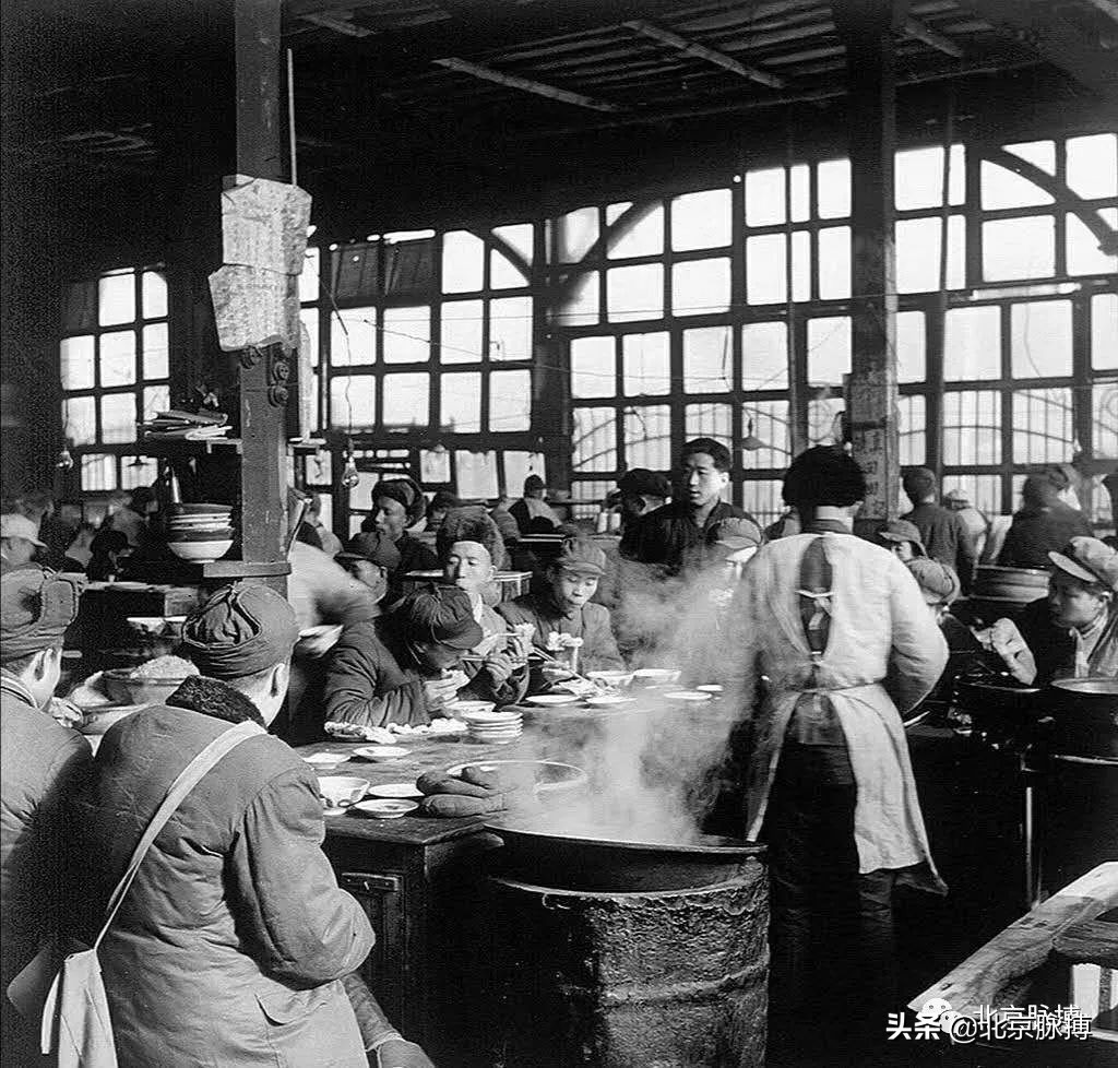 记忆中的北京绘画,这些画最能还原真实的老北京