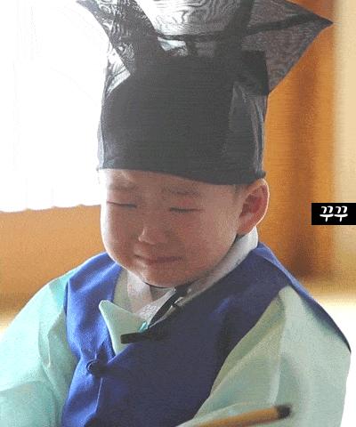 6岁孩子注意力不集中多动怎么办,六岁男孩注意力不集中走神怎么办