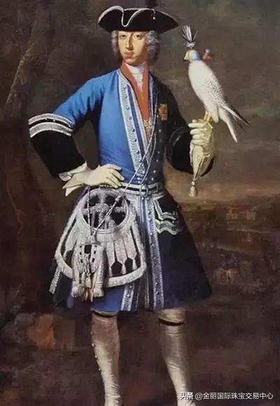 潮男进击路|男人戴珍珠是种什么体验？